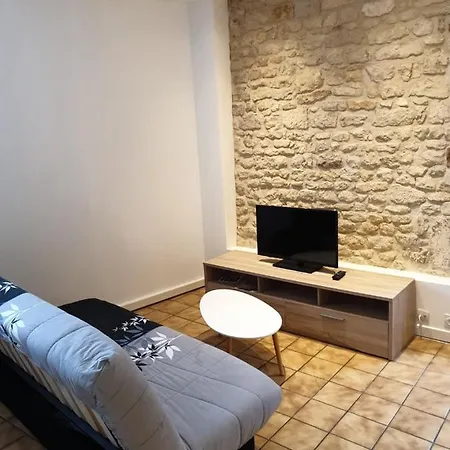 5 - 3 Min Du Futuroscope 公寓